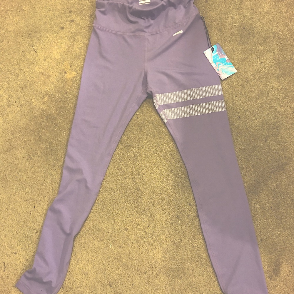 STRONGER work out leggings